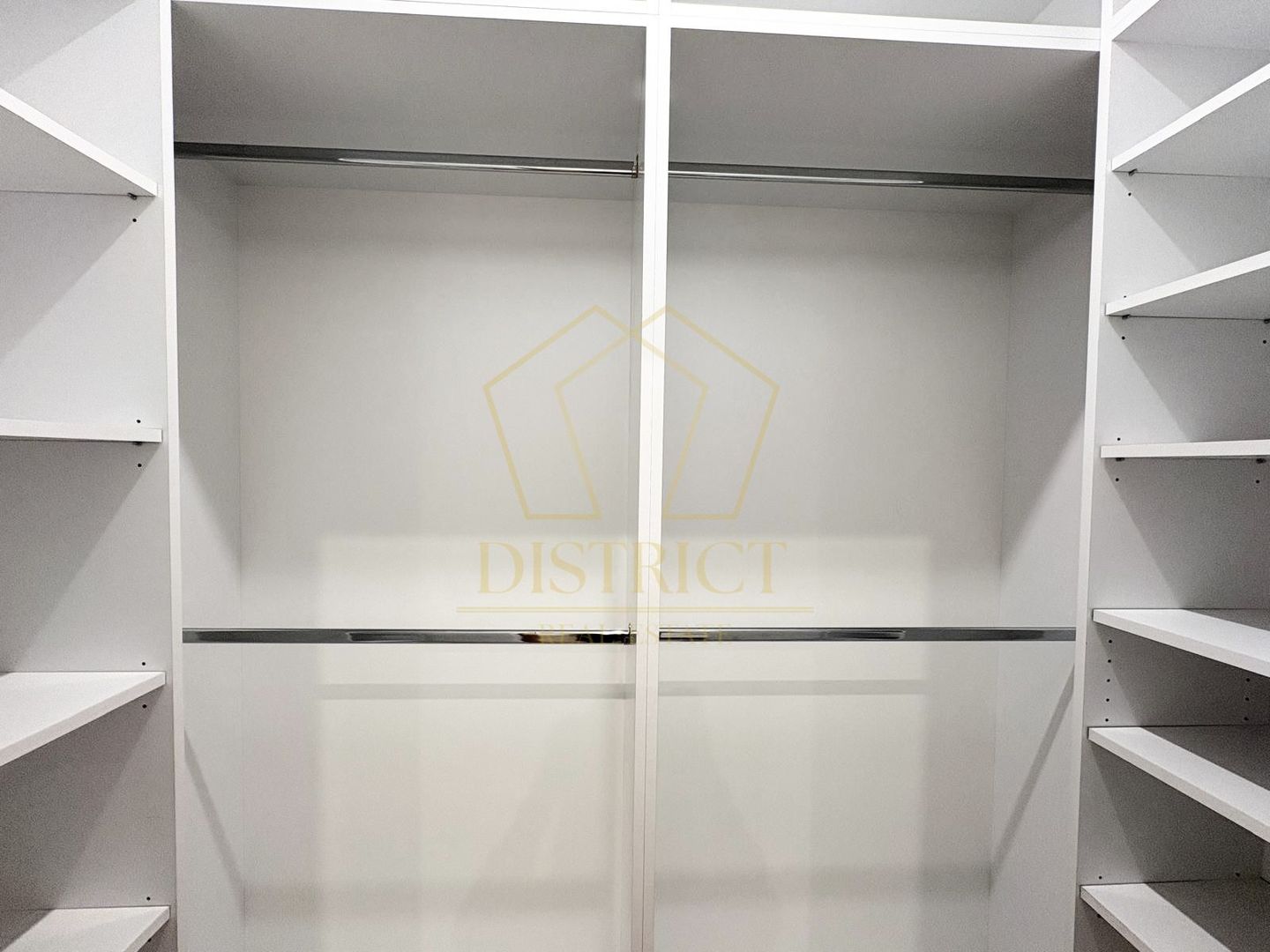 COM 0% | Duplex deosebit cu 4 camere, despărțit prin camera tehnica | Girocului - Poză 11