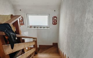 Vila P+E Bartolomeu,4 camere,4 bai,curte,garaj. - Poză 9