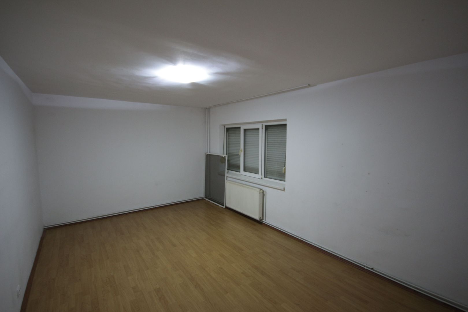 Apartament 4 camere zona Lipovei - Poză 1