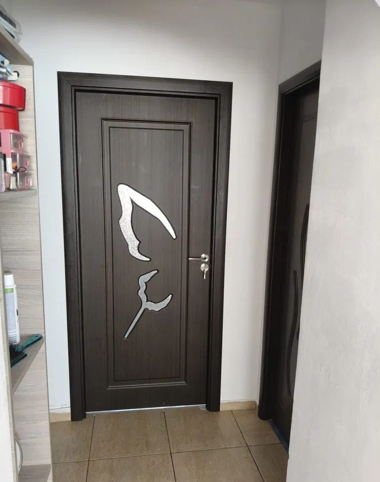 Apartament 3 camere de vanzare Drumul Taberei - Poză 1