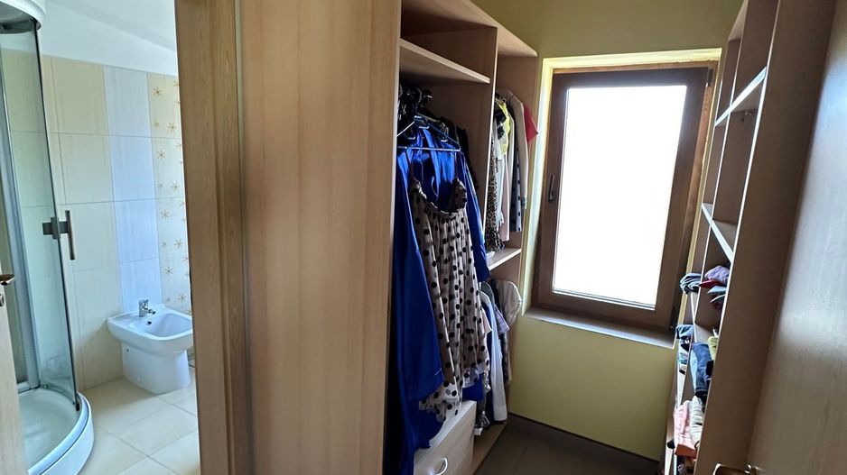 Casa individuala cu garaj  în spate la IKEA - Poză 25