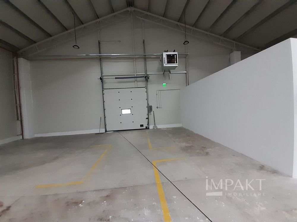 Depozit de inchiriat / Spatiu productie tip Hala - 617 mp + birouri - Poză 7