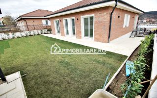 Casa 5 camere la cheie 175mp,520mp teren,mobilată și utilată - Poză 11