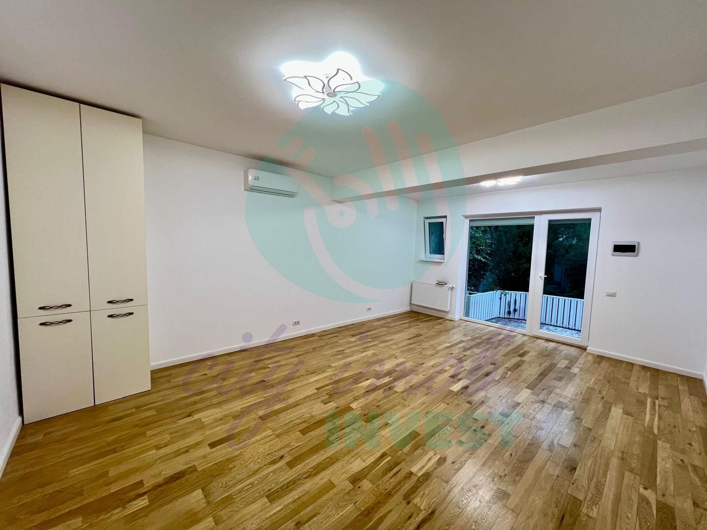 Apartament cochet cu gradină proprie – ultracentral, Piața Unirii - Poză 3