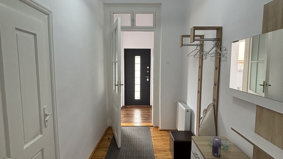 Vilă de închiriat zona Parvan - Poză 31