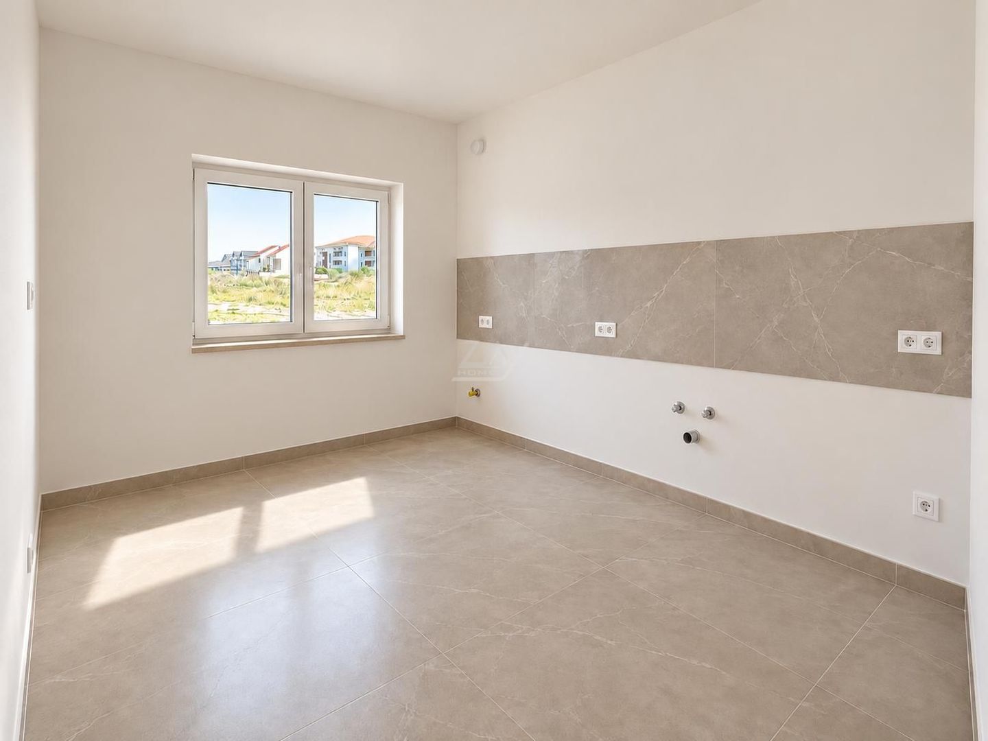 COMISION 0! DRUMUL BOILOR. Duplex cu 4 camere, 3 bai. Toate utilitatile. - Poză 5