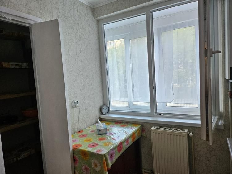 Victoriei, 3 camere liber la vanzare - Poză 3