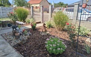 -Casa Individuala - 4 camere -teren generos - - Poză 16