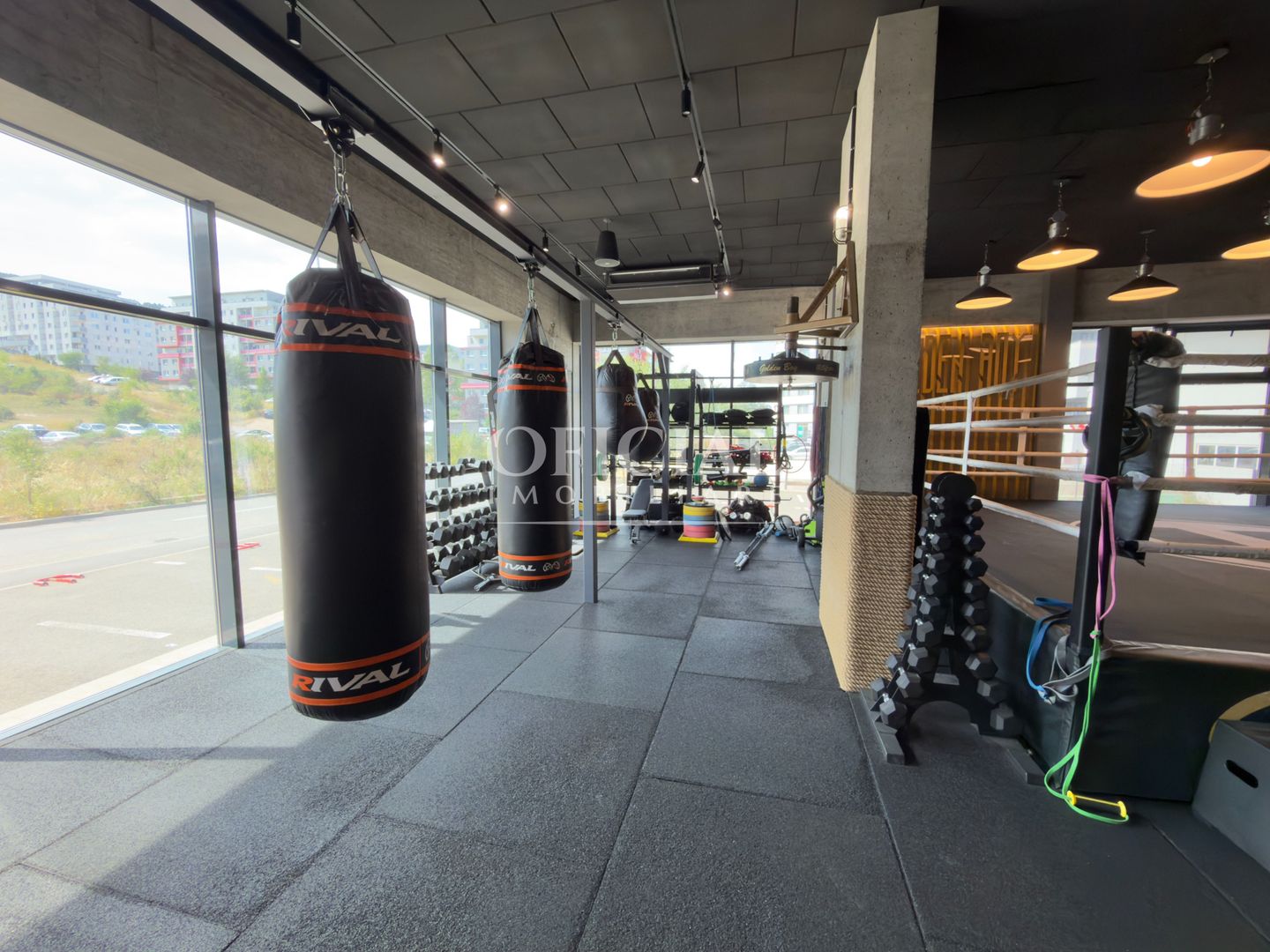 Sala de Box la Cheie | 205 m2 | 11 locuri Parcare | Zona Vivo Bmw - Poză 5