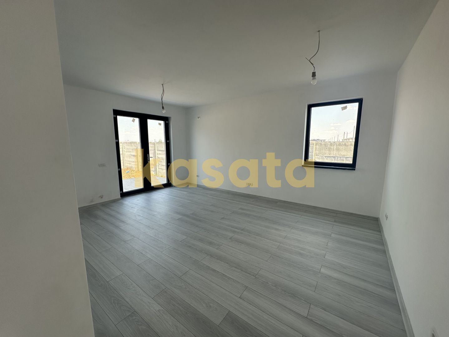 🏡 Casă P+1 de vânzare | 5 camere | Toate utilitățile - Poză 9