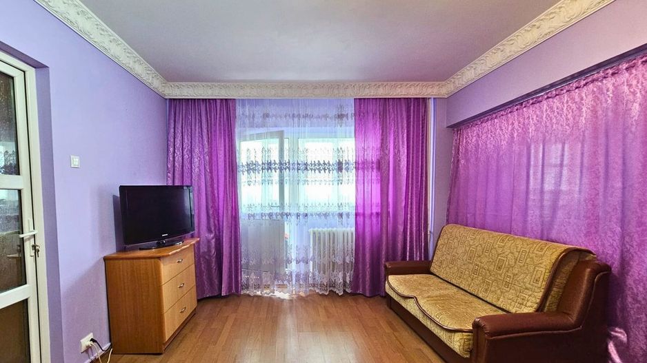 De vanzare Apartament spațios cu 4 camere, sos. Oltenitei, sector 4 - Poză 3