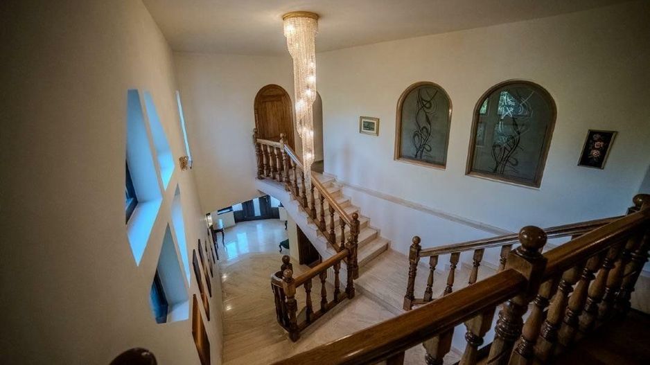 Vilă de excepţie centru Iaşi - Poză 2