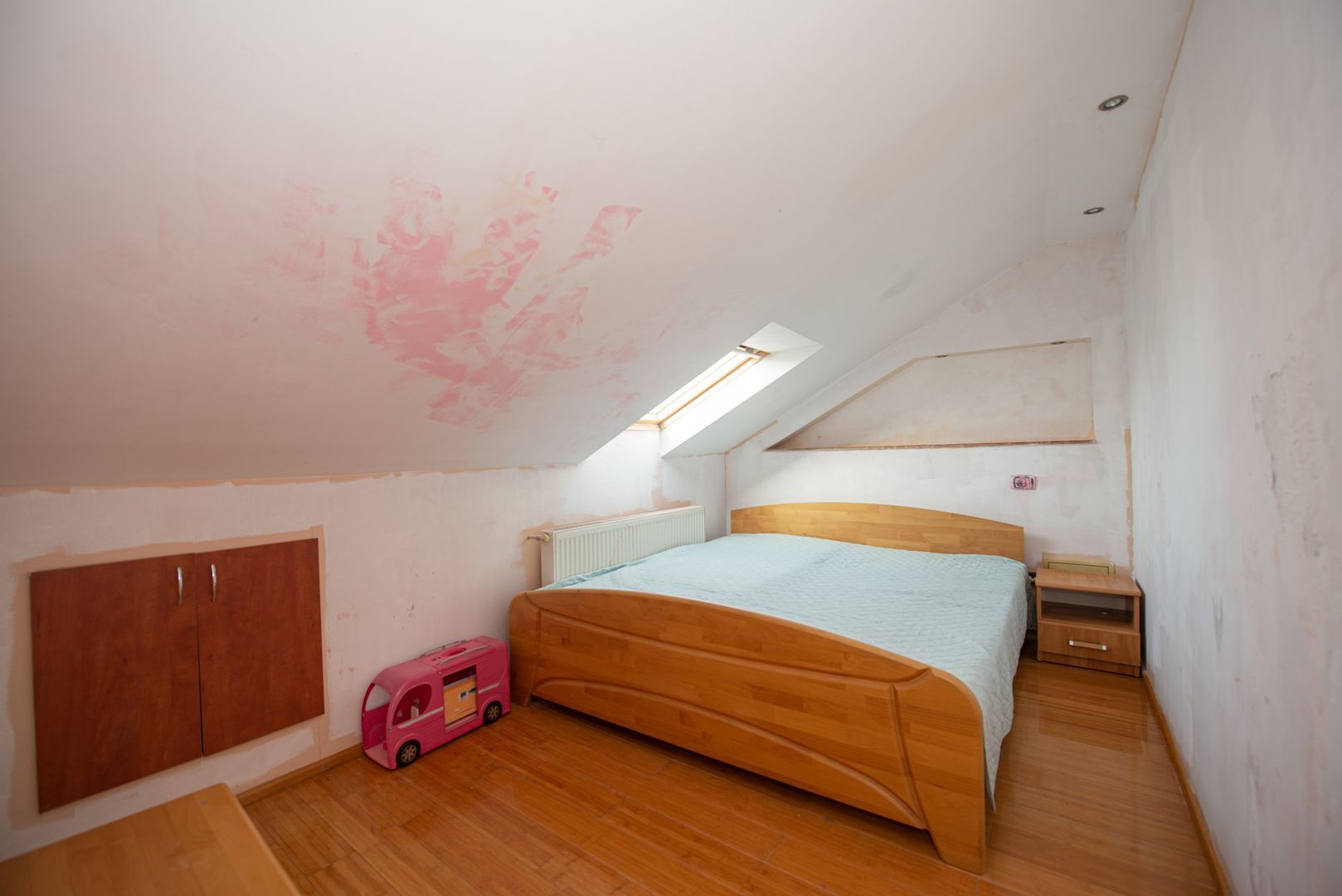 Casa de vanzare 9 camere potential investitie Cornetu teren 1200mp - Poză 29