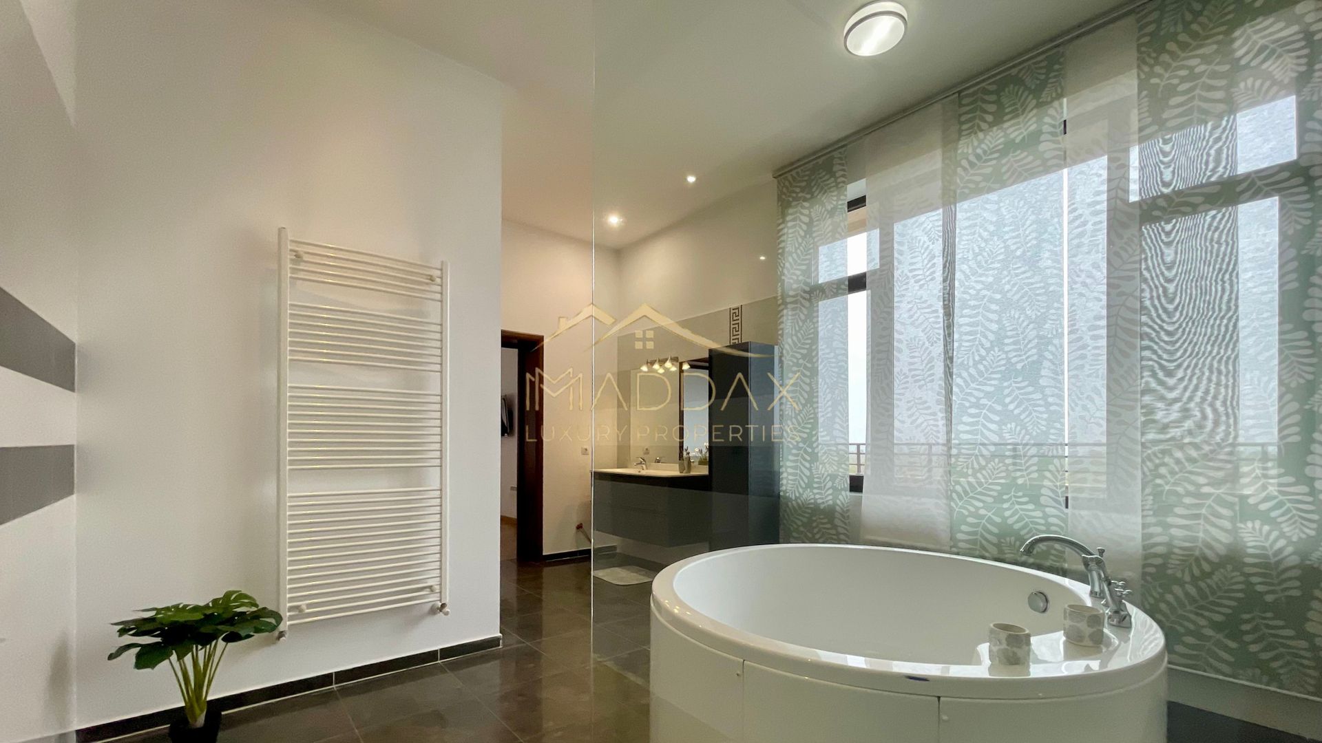 Penthouse exclusivist**250 MP//Terasa 120 mp**4 Camere//Erou Iancu Nicolae - Poză 28