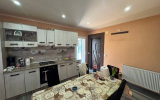 Casa Individuala Sanmihaiu Roman,P+M,4 Camere,2 Bai,Panouri Solare,Carport Auto - Poză 9
