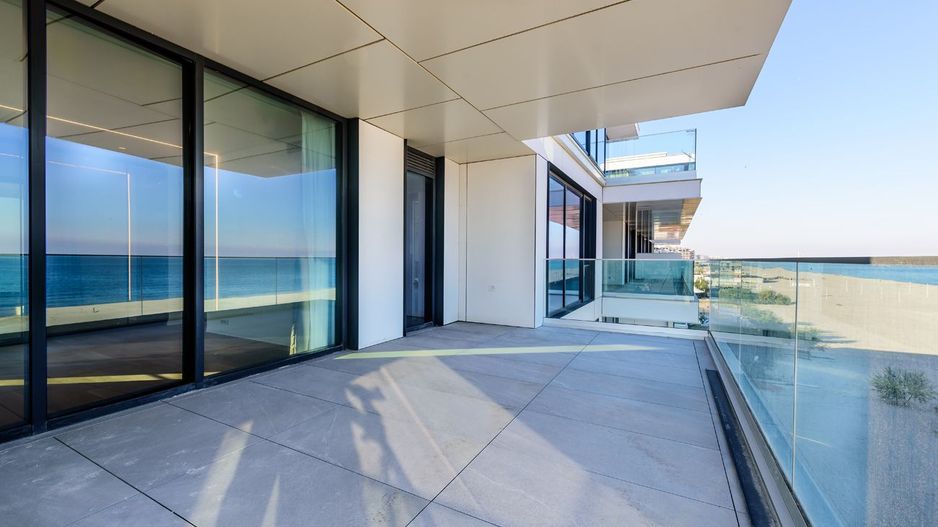 Apartament de 5 camere spațios, situat în zona Nord din Constanța - Poză 19