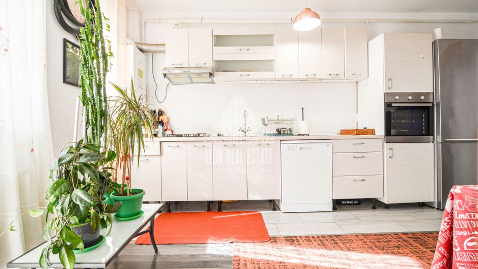 Apartament cu 2 dormitoare si loc de parcare in Floresti, zona Terra - Poză 16