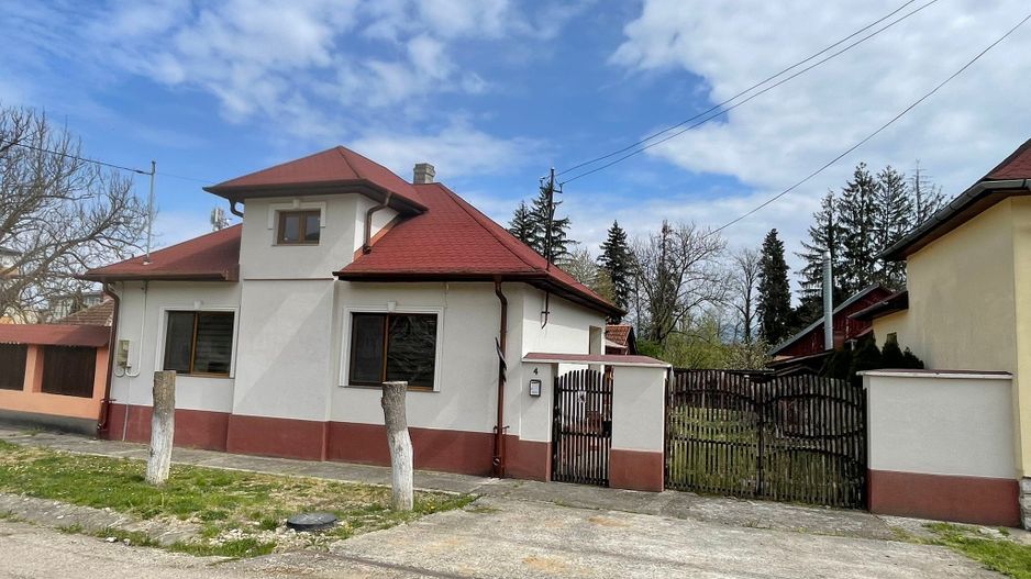 Casă de vânzare în Vașcău–natură, liniște și confort modern- 72000 Eur - Poză 2