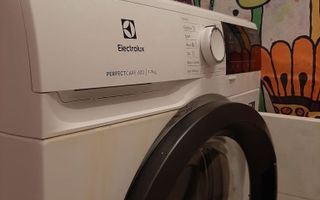 De inchiriat apartament cu 3 camere , Piata Sudului sector4 - Poză 9