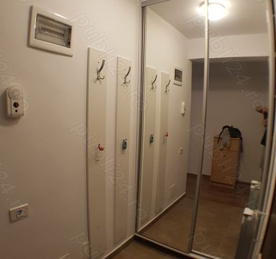 Vand ap. 3 camere Metrou Jiului - Poză 8