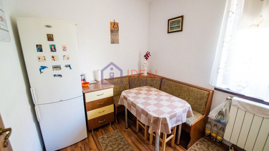 Casa Individuala cu 8 camere si 430 mp de curte, zona Calea Poplacii - Poză 25