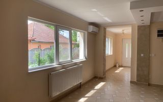 Duplex premium în vatra veche a localității Moșnița Veche - Poză 3