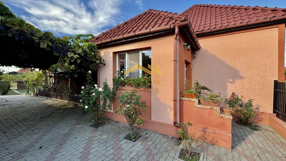Bucovat-Casa Individuala-Vatra satului - Poză 1