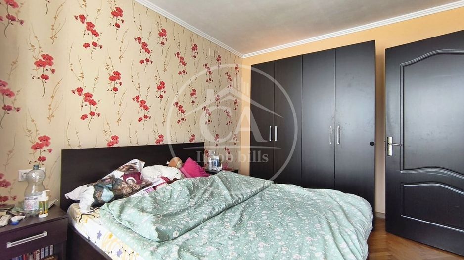Apartament de vânzare cu 4 camere în zona Decebal, Oradea - Poză 9