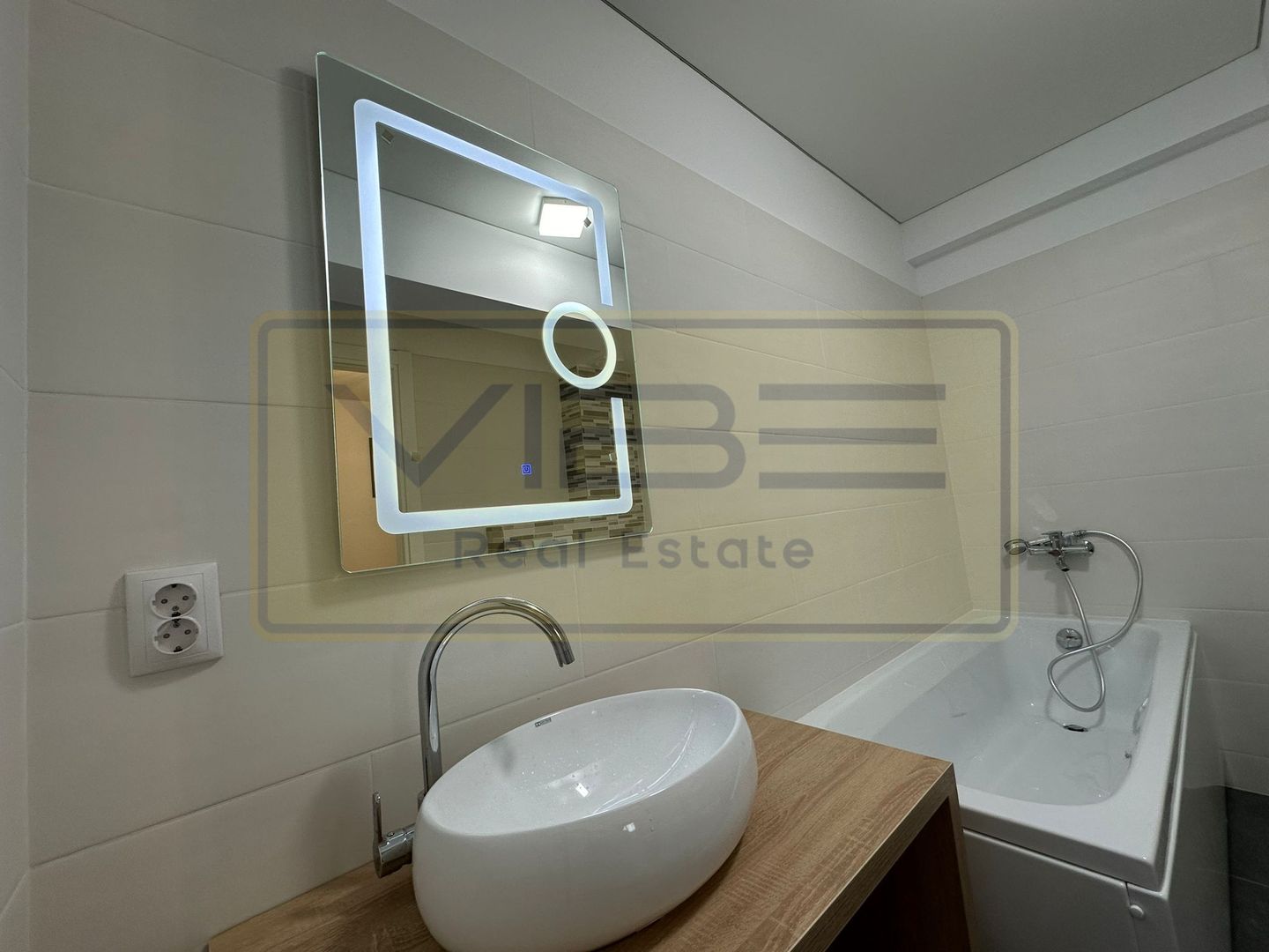 COPOU- Sadoveanu- 2 camere 65mp- Prima inchiriere ! - Poză 5