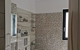 Apartament 2 camere, bloc nou, zonă Iasi, str. privată, parcare - Poză 4