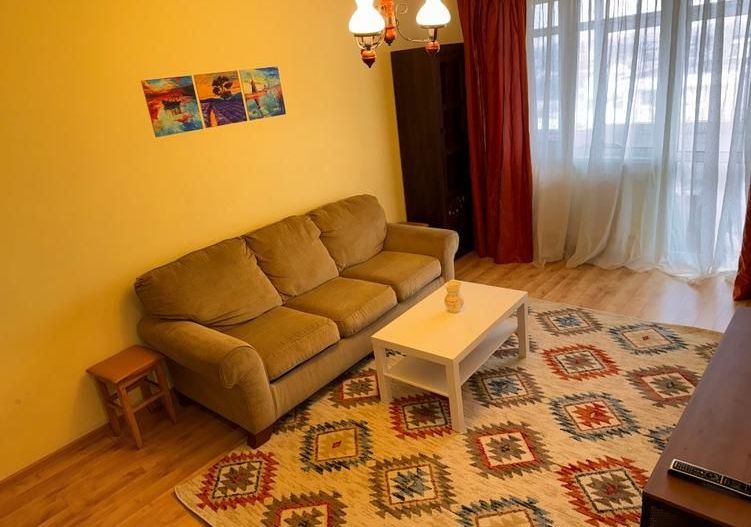 Inchiriere apartament  3 camere decomandat - Poză 2