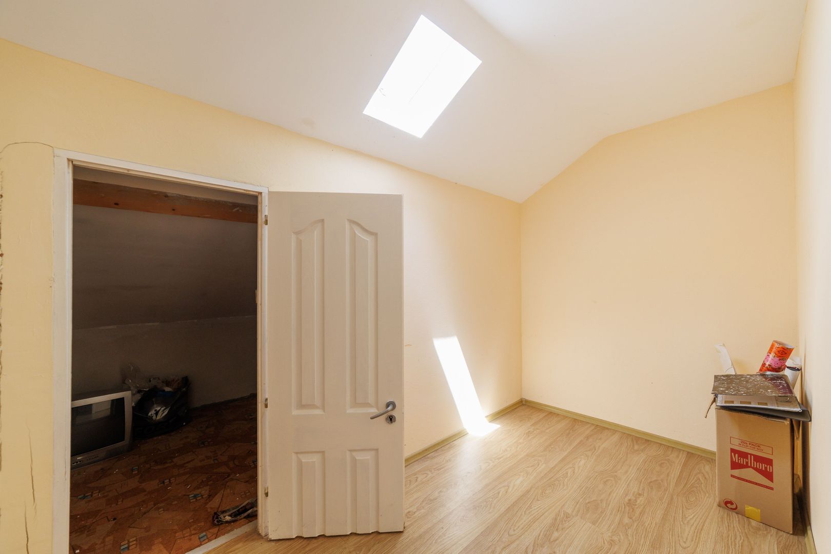 Casa P+M cu 6 camere si teren de 705 mp | Pitesti – Strada Zborului - Poză 22