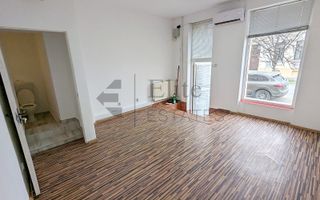 Spatiu comercial de inchiriat central - Poză 1