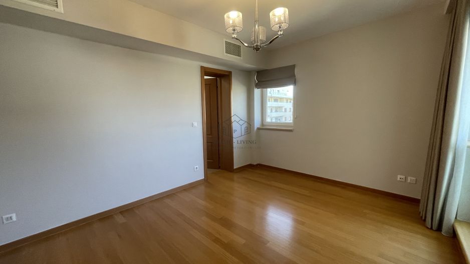 PENTHOUSE SUPERB CU 4 CAMERE LA INCHIRIERE LANGA PARCUL HERATSRAU - Poză 6