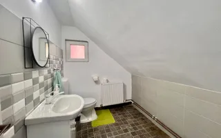 Casă de vânzare în Băile Olănești – zonă centrală - Poză 14
