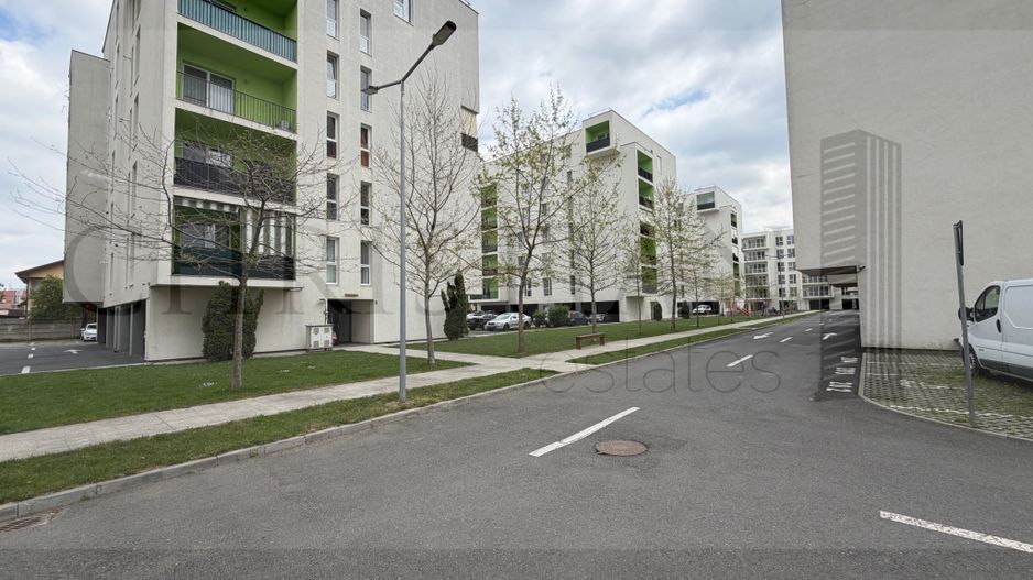 Studio First Use in Complex Quadra Trees - Parcare - Poză 1