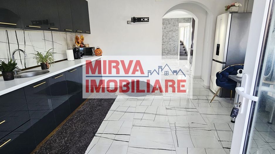 Vilă cu 5 camere, posibilitate două apartamente – Zona Bereasca - Poză 16