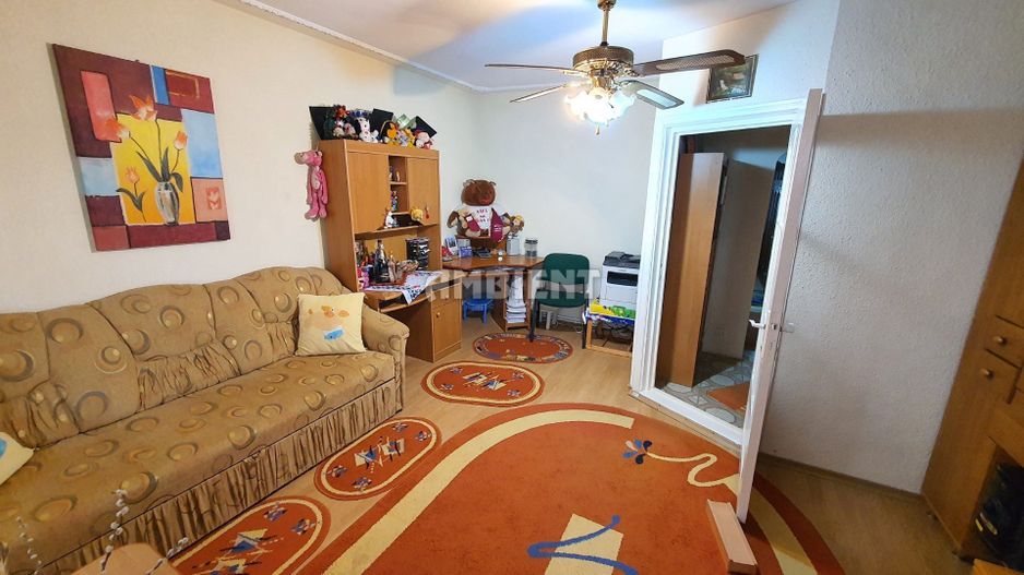 Apartament 2 camere, etaj 4, zona TRAIAN; - Poză 1