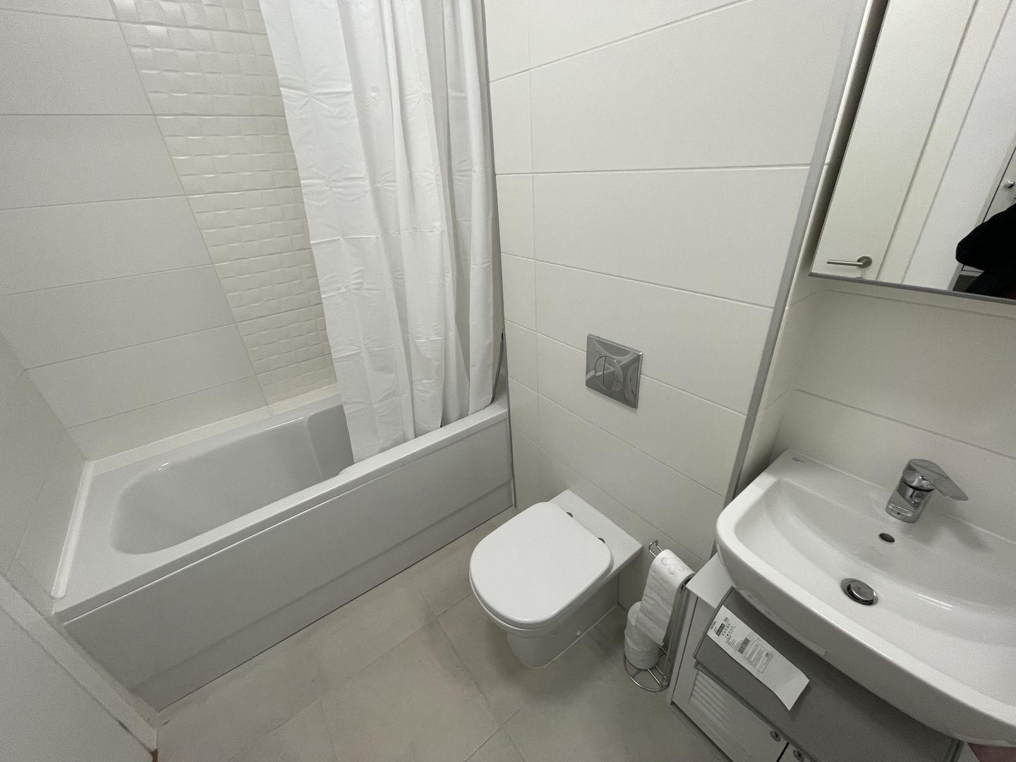 2 Camere PARCARE Boxa Metrou Lujerului apartament Prea Luminos an 2023 - Poză 9