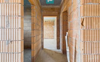 Casă la roșu, 4 camere, Zimandul Nou - Poză 14