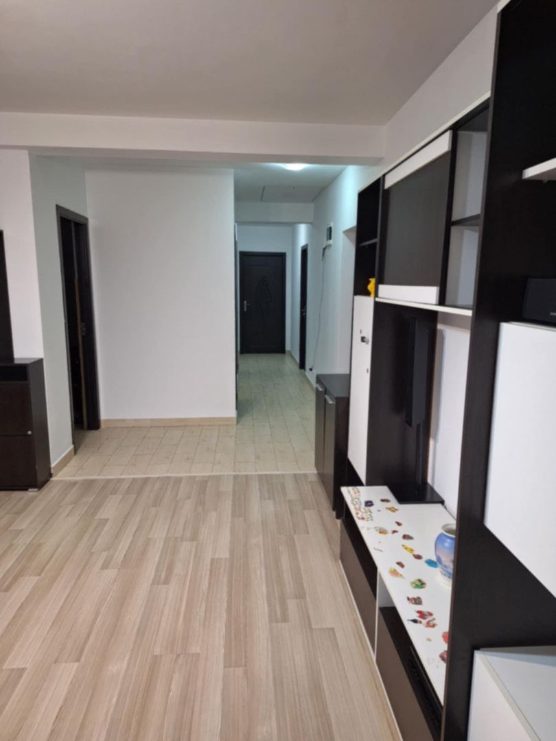 Apartament 3 Camere, 65 MP, Floresti, zona Poligonului - Poză 9