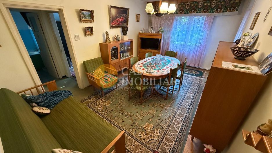 PODU ROS - SCOALA OTILIA CAZIMIR - 4 CAMERE - ETAJUL 2 - FARA RISC - Poză 1