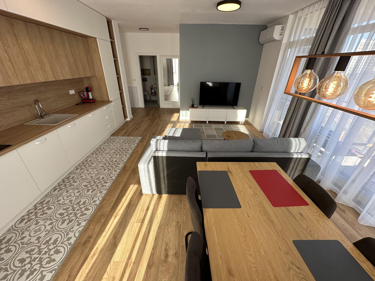 Apartament  3 camere zona Centrala - Poză 5