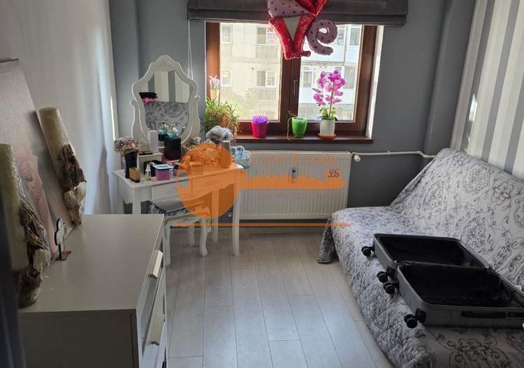 3 camere Gorjului-Valea Lunga ( bloc reabilitat ) - Poză 1