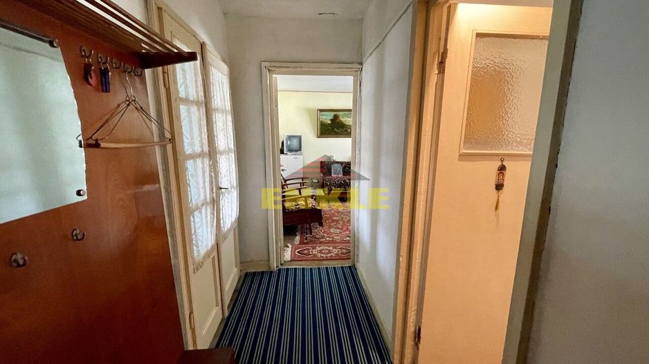 De vânzare apartament cu 3 camere și 2 băi - Poză 6