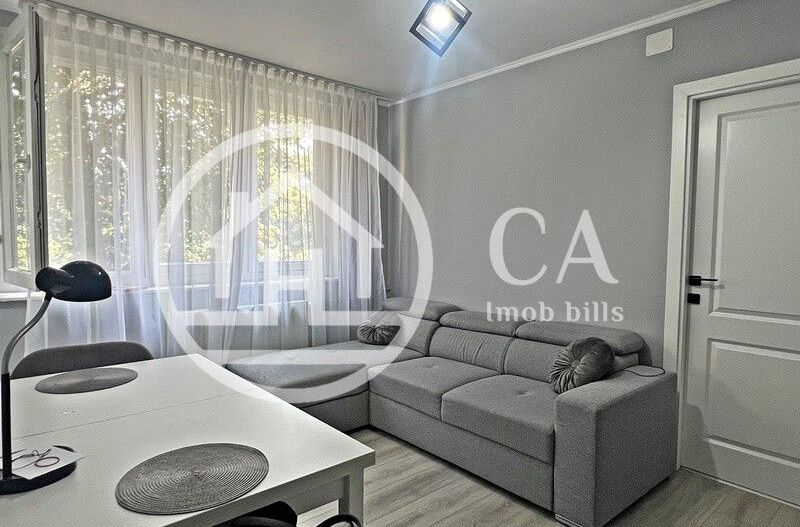 Apartament de vânzare cu 2 camere în zona Rogerius, Oradea - Poză 1