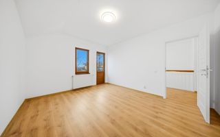 Apartament 3 camere cu gradina proprie si parcare, Grand Hotel Italia - Poză 8