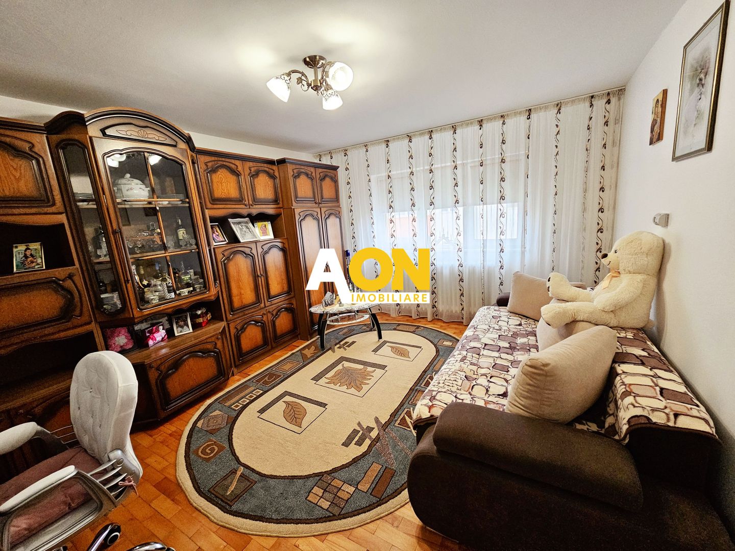 Garsoniera finisata, mobilata, utilata, 30 mp utili, zona FLIPS - Poză 1