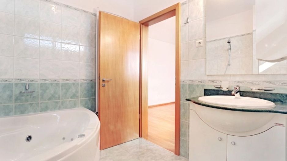 Apartament 3 camere cu gradina exclusiva la 300m de parcul Herastrau - Poză 5