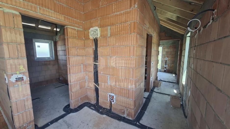 Casa individuala parter plus etaj Sanpetru Brasov zona Lempes - Poză 28